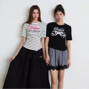 [갤러리아] [BLUE LABEL]밑단 언발 프린팅 반팔 티셔츠 ES2OTH01
