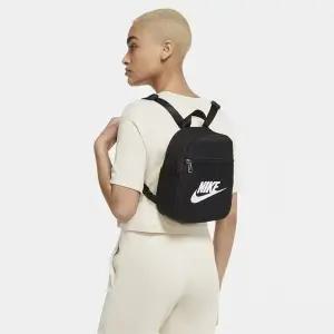 나이키(Nike) 여성 스포츠웨어 퓨추라 365 백팩(미니) CW9301-010