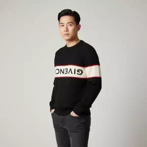 [지방시] 남성 리버스 로고 스웨터 149881001