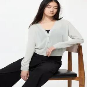 [매장정품] UNIQLO 라이트V넥가디건 E484938-000-00 2233506