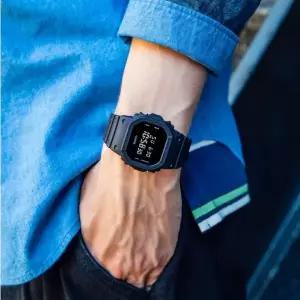 카시오 지샥 DW-5600UBB-1DR 올블랙 전자시계 스퀘어 디지털시계 [국내배송]