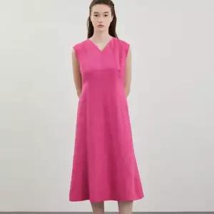 [모다아울렛][올리비아로렌]브이넥머메이드원피스 VOCOA4M5141_KG