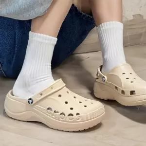 [크록스]크록스 데일리 바야 플랫폼 클로그 샌들 슬리퍼 208186-11S