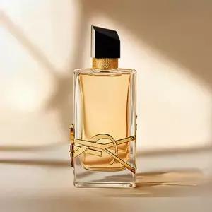 [입생로랑] 리브르 오 드 빠르펭 90ml