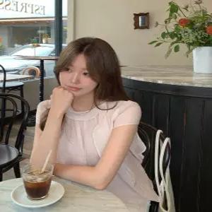 로지에 타이 블라우스 / 타이블라우스 캡소매블라우스 하객룩블라우스 출근룩 오피스룩 페미닌룩