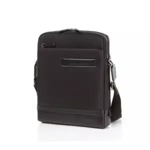 아메리칸투어리스터 세이브존07 UNIV 남성 비즈니스 크로스백 블랙...