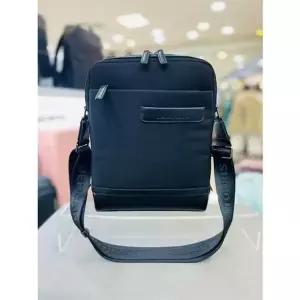 아메리칸투어리스터 세이브존07 UNIV CROSS BLACK 비즈니스 스타일 크...