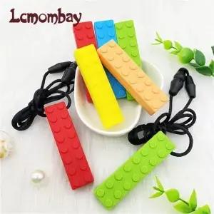 1Pcs 블록 Teethers 감각 씹는 목걸이 벽돌 실리콘 무는 토퍼 장난감 빌딩 Teether