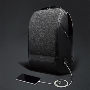 도난방지 백팩 USB 충전 보안 펀딩 배낭 15인치 노트북 Korin Flexpack