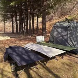 휴게실 야전침대 접이식 휴대용 캠핑 침대