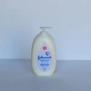 순하게촉촉함을유지 존슨 화이트로션 500ml