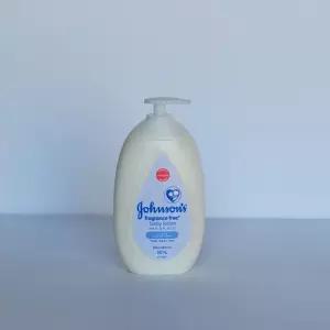 존슨 화이트로션 500ml 아이깨끗 순하게촉촉함을유지 수분촉촉 릴랙싱 촉촉로션 청결함 촉촉한로션
