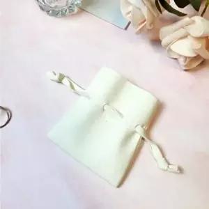 [셀러허브 패션][hoV9N9_66]극세사 주얼리 주머니 화이트 7cmx8cm (50867769)