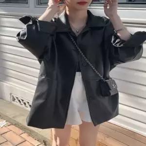셀럽하우스 여성 시크블랙 오버핏 페이크레더 가죽자켓 레더점퍼