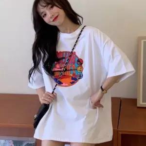티셔츠 여성 반팔 루즈핏 오버핏 라운드넥 박스형