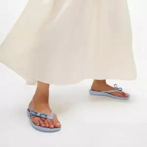 fitflop 여성 아이쿠션 글리터보우 플립플랍 - 클라우디 블루 FT64K2Q04Q