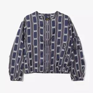 25SS  라인 크루 자켓 파피용 스트라이프 자카드 QV105 NAVY DOM