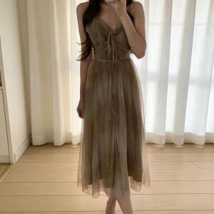 원픽 여성 여름 프렌치 빈티지 발레 스커트 슬림핏 브이넥 망사 원피스
