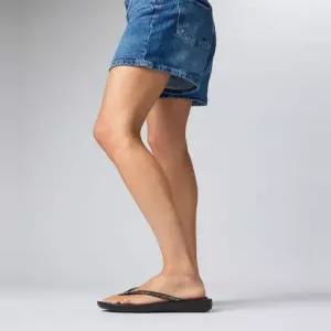 fitflop 여성 아이쿠션 스파클 플립플랍 - 블랙 FT64K2Q055