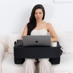TabCouchCaddy 게임용 독서 베개 컵 및 휴대폰 홀더 조절 가능한 높이 노트북 지지 큰 포켓이 있는 초대형