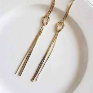 매듭라지롱드롭 귀걸이/귀찌 귀걸이 이어링 귀찌 액세서리