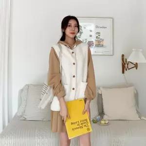 [옷자락]여자 앞 버튼 양털 포켓 레이어드 베스트 조끼
