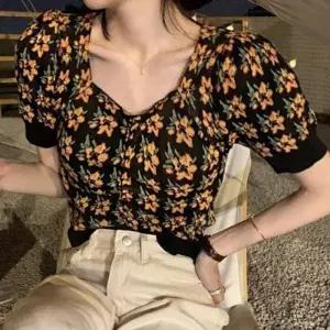 [mb6EKK_66]끈나시 박스티 쫄티 커플시 밀러룩 네온