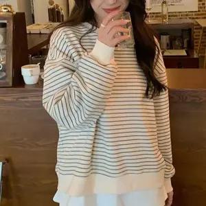 긴팔맨투맨 여자 베이직 스트라이프 오버핏 루즈핏 라운드 맨투맨