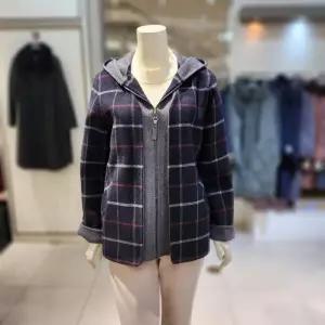 [조순희]캐쥬얼하고 세련된 후드탈부착 코트  FMWC410  NA_BP