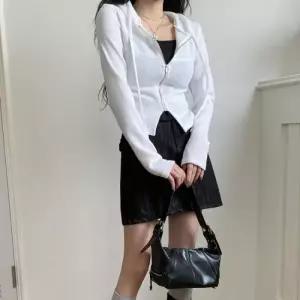 [옷자락]여자 간절기 캐주얼 옆트임 기모 스판 크롭 후드 집업