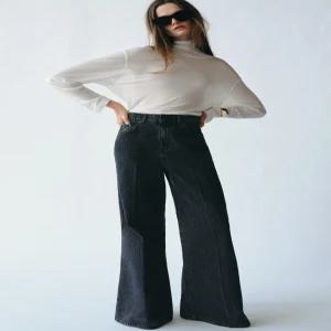 zara 자라 JEANS ZW COLLECTION FLARE 스트라이프 하이웨이스트 - 네이비6840/054/401119020