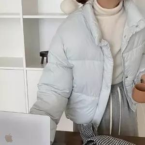 퍼플 크롭 여학생 필수템 겨울 귀여운 대학생 패딩
