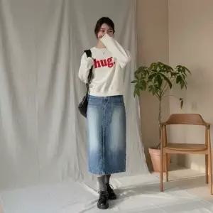 여성 라운드넥 자수패치 쭈리 맨투맨 스?셔츠25207931588872