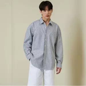 [정상가 57000원] [에센스] 스트라이프 린넨 셔츠 [다크 네이비] AJE03B25MC-W)