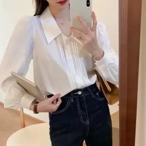 사수자리네 여성 청순핏 클래식 카라 긴팔 블라우스