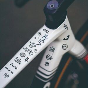 22피스 자전거 프레임 스티커 세트 애니메이션 패턴이 있는 산악 자전거 로드 자전거 오토바이 및 자동차에 적합 광택 PVC