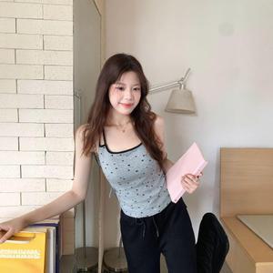 손오천 여성 아름다운 뒷면과 더블 스트랩 탑이 있는 여름 아웃도어용 그레이 서스펜더 벨트 패딩 조끼