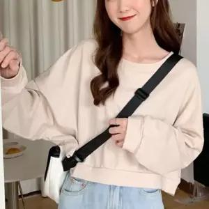 여성 루즈핏 크롭 맨투맨 1P 데일리 긴팔 티셔츠 패션 오버핏티셔츠 크롭티셔츠