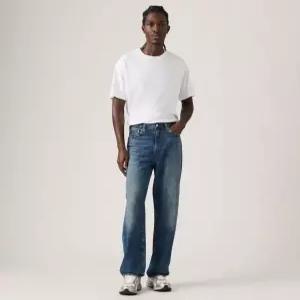 매장정품 LEVI'S 리바이스 남성 568 루즈 라이트웨이트 스트레이트진 29037-0140 1870349
