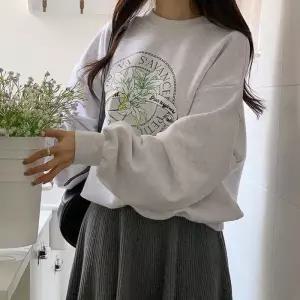 [옷자락]여자 겨울긴팔티 나염 박시핏 꽃무늬 벌룬 맨투맨