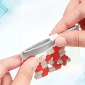7개 알약 파우치 가방 재사용 가능한 지퍼가 달린 세트 약 정리함 7가지 색상 자체 밀봉 반투명 여행용