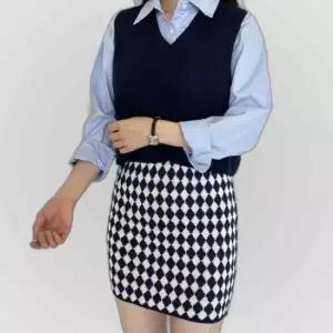 크롭 브이넥 니트조끼 허리밴딩 패턴 세트 미니스커트