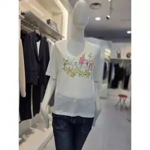 품절임박 올리비아로렌 플라워 프린트 티셔츠 VOCAS5M4391 2706674