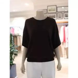 품절임박 BCBG 돌먼 라운드넥 반팔 티셔츠 B6C7X403 2709391