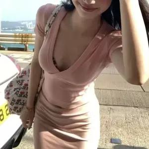 핑크 랩 셔링 반팔티 여성 슬림 골지 쫀쫀 브이넥