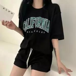 친절한탄씨 여성 데일리 프린팅 반팔 반바지 셋업 LKSS29 프린트 캐릭터 캐릭터 프린트 티숙 나시 반팔