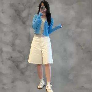 [옷자락]여성 면 버뮤다 와이드핏 5부 검정 화이트 기본 반바지