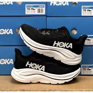 Hoka One Clipton 10 블랙 화이트 1162031-BWHT 여성용 새 캐주얼 신발 신제품