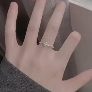데일리 십자가 큐빅 사이즈 조절 실버 묵주반지