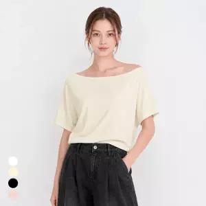 [올리비에스클로젯] 입술넥 라벨 포인트 티셔츠_O2607TS155B